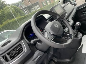 Renault Trafic Combi L2H1+9-Sitzer+LED+Navi+PDC