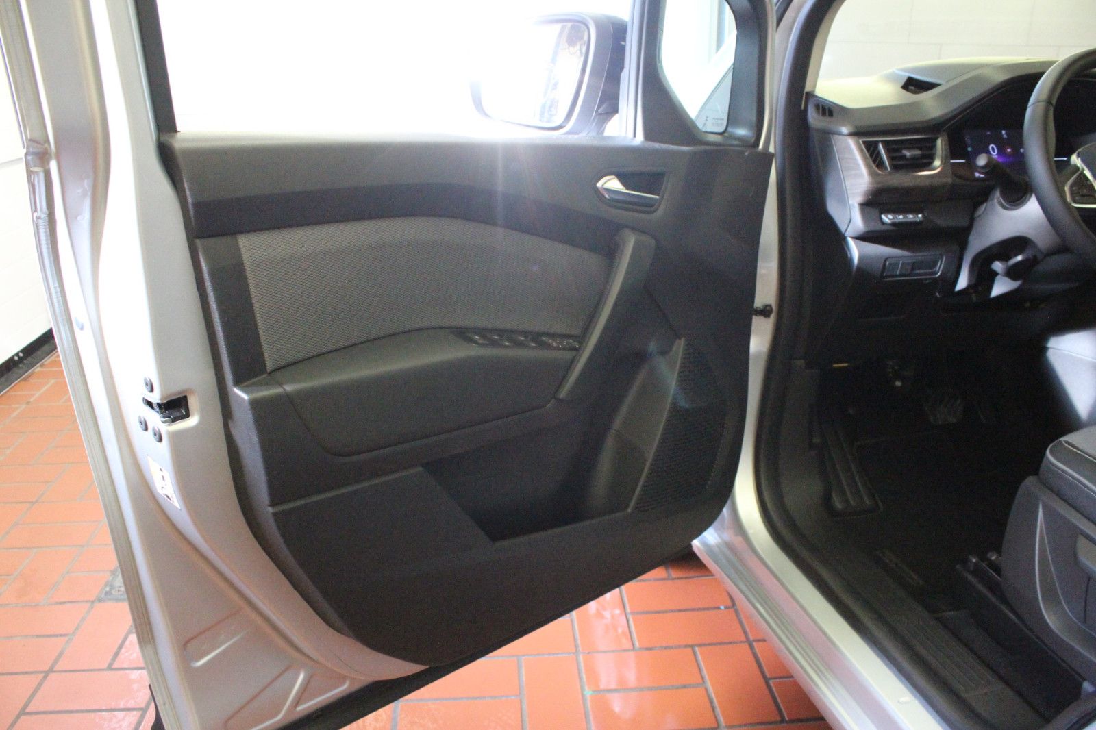 Fahrzeugabbildung Renault Kangoo Grand Techno TCe 130 EDC 7-Sitzer