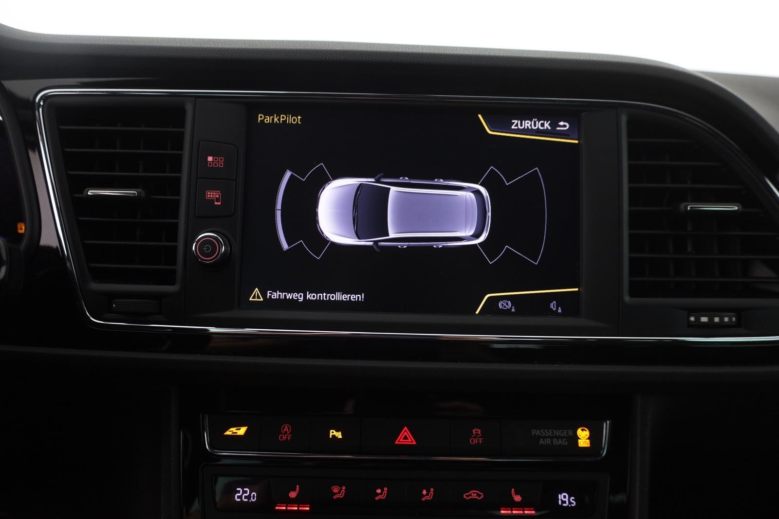 Seat Leon ST 2.0 TSI DSG Cupra 300 LED Navi Tempomat