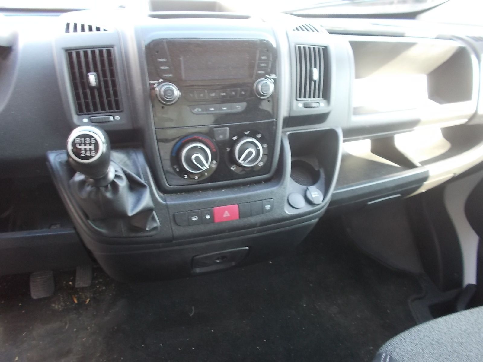 Fahrzeugabbildung Fiat Ducato 35 140 L4 140PS Koffer + Klima