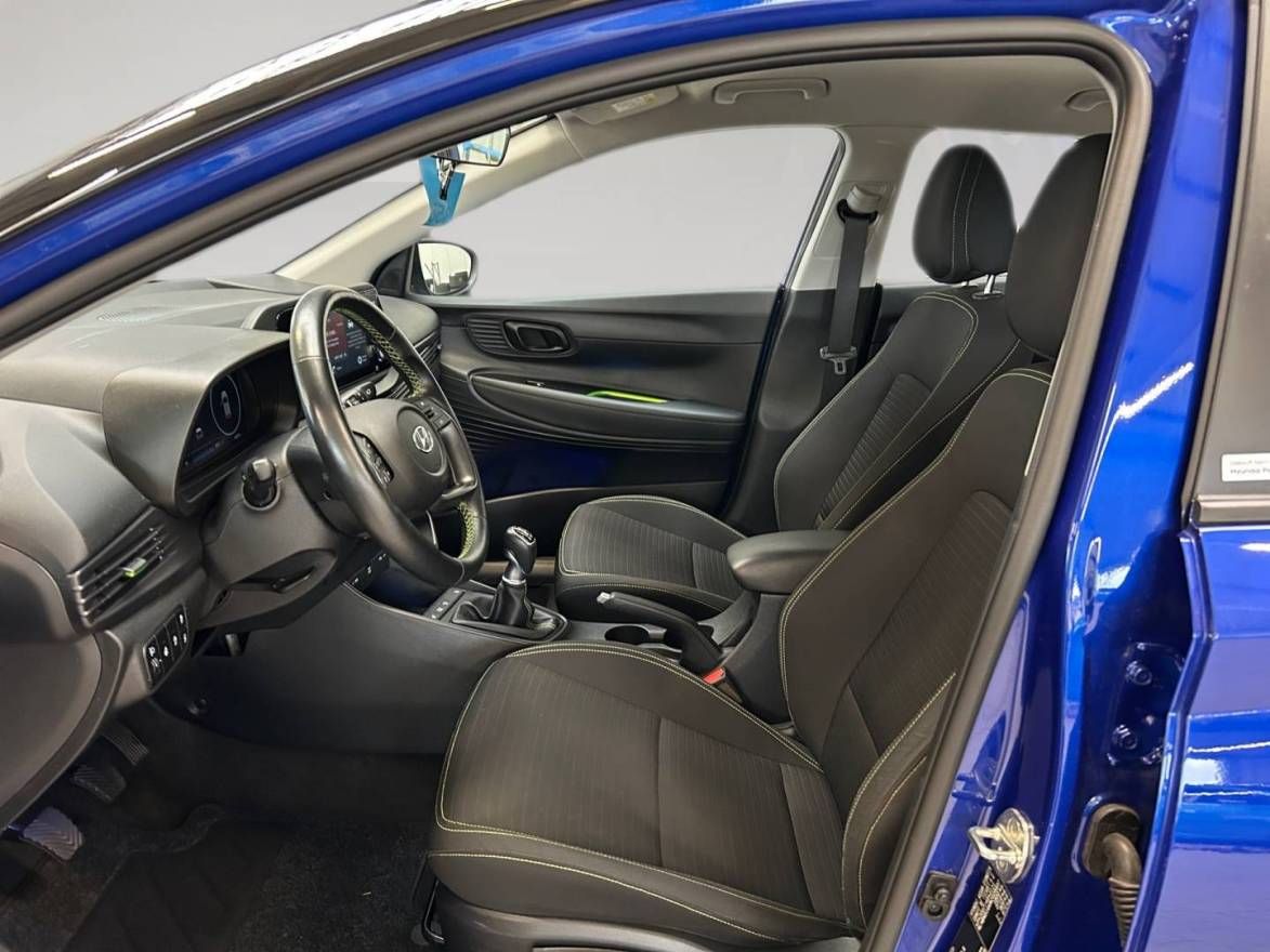 Fahrzeugabbildung Hyundai i20  Intro Edition Dach-Lackierung