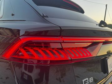 Audi Q8 - 9