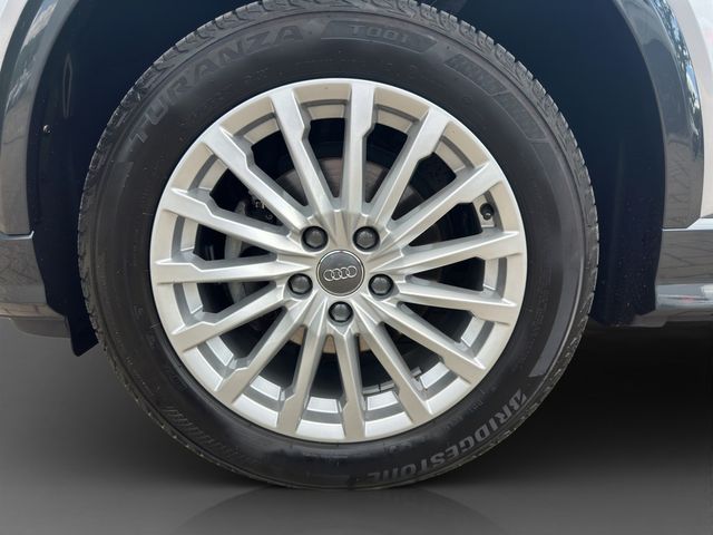 Q2 35 1.5 TFSI design S-tronic PDC SHZ NAVI LED