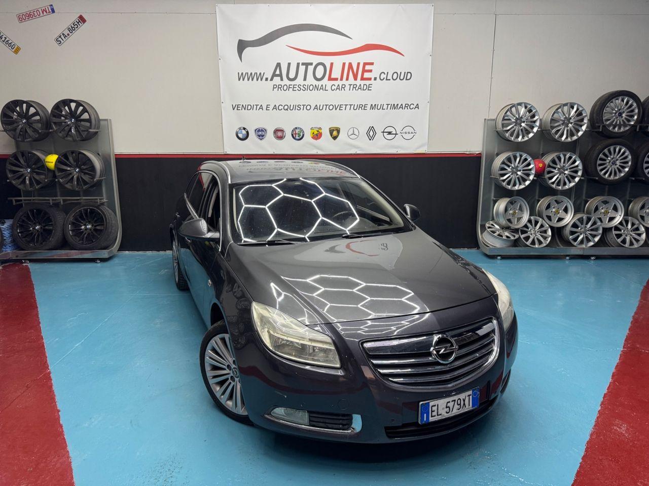 Opel Insignia 2013 — rear view