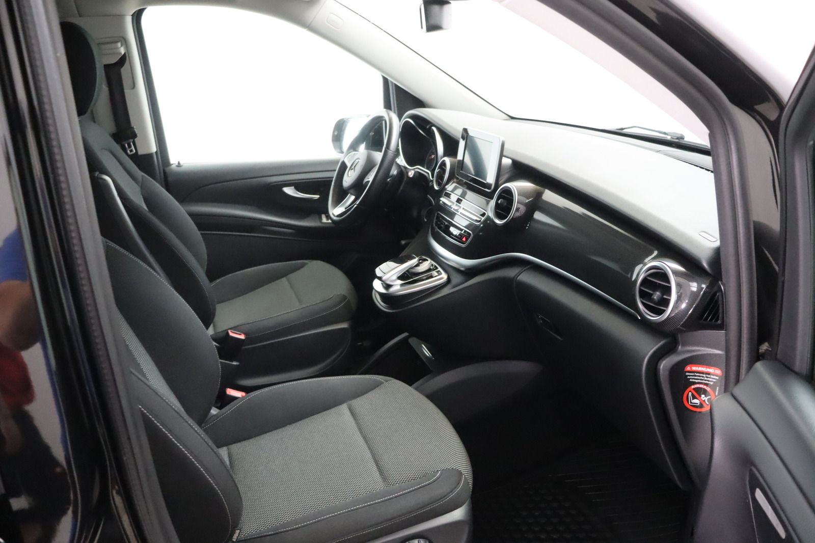Fahrzeugabbildung Mercedes-Benz V 220 CDI/d EDITION lang * 7-Sitze * LED * ILS