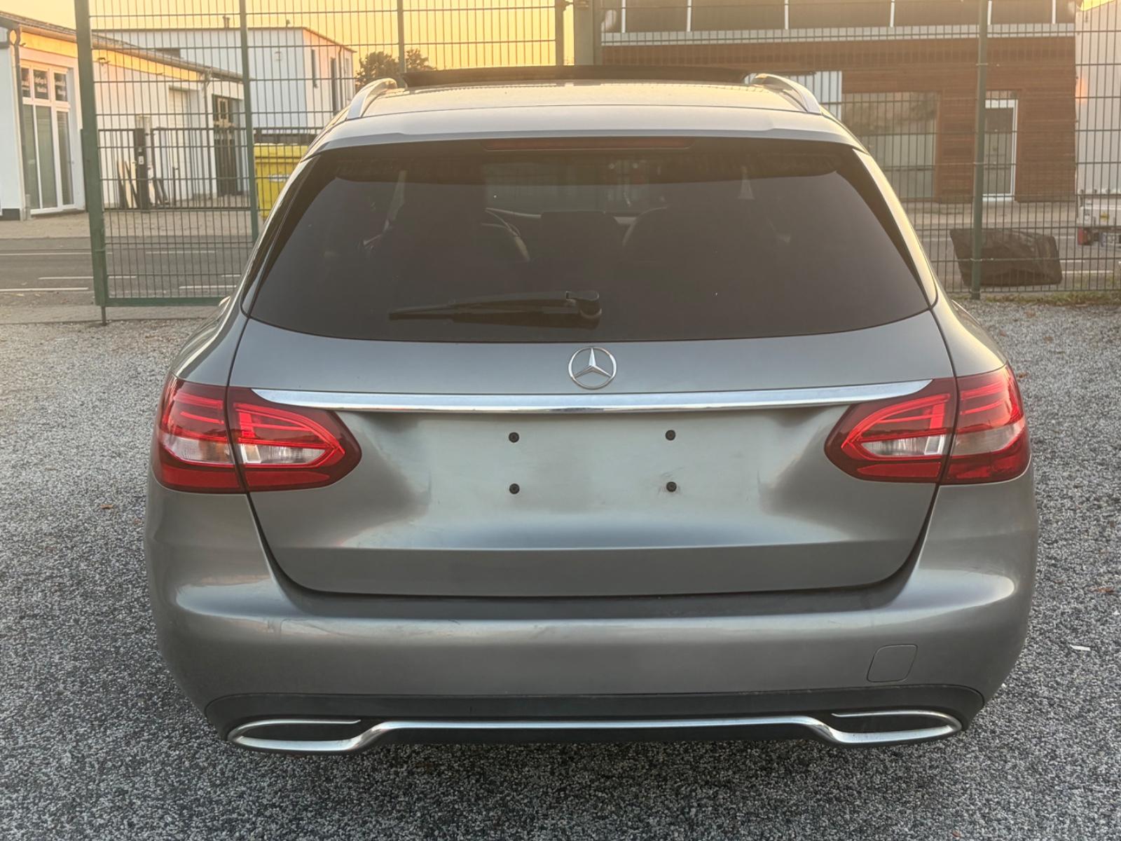 Mercedes-Benz C200 2014 — photo 5