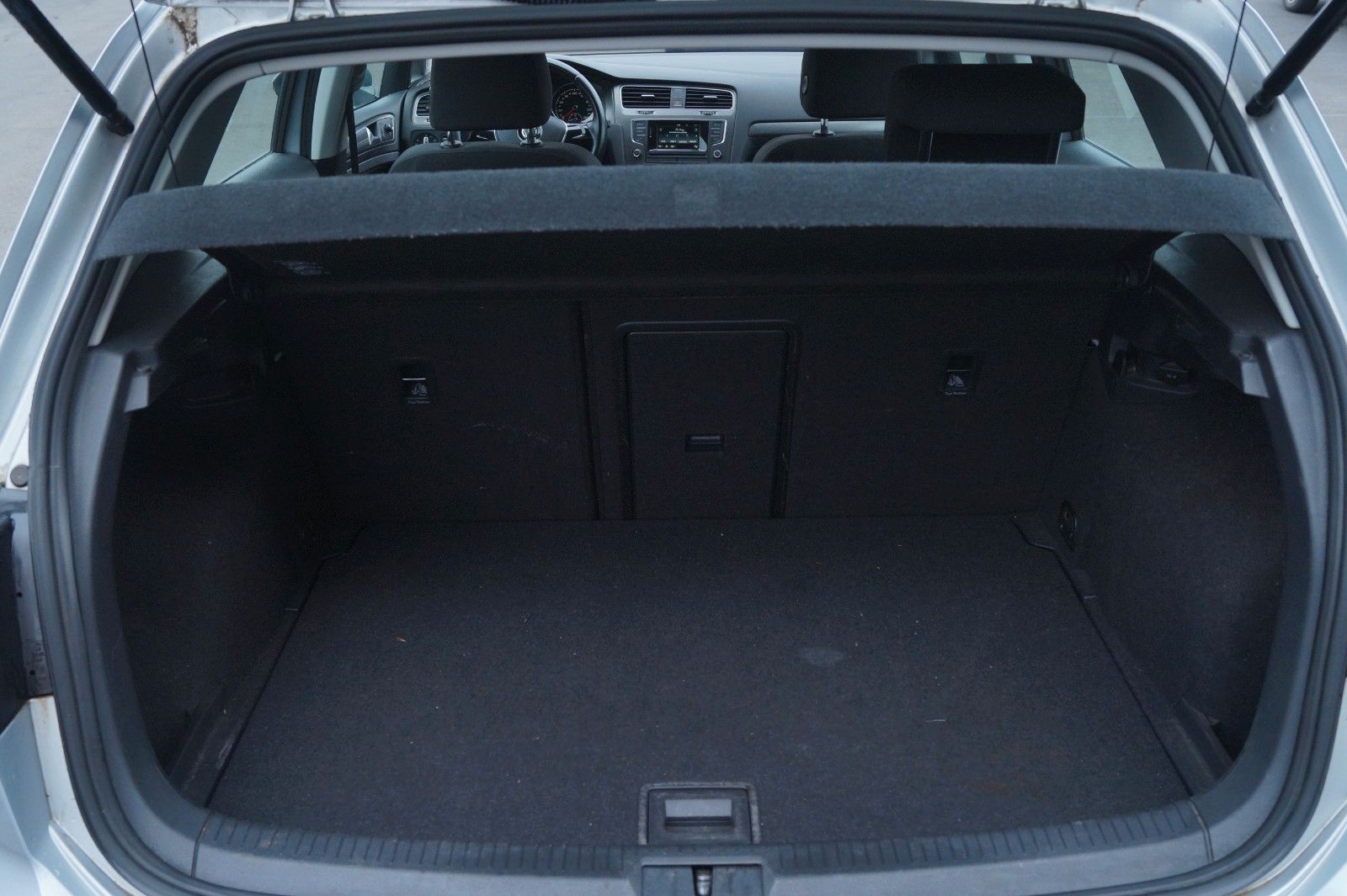 Fahrzeugabbildung Volkswagen Golf VII Lim. Comfortline BMT