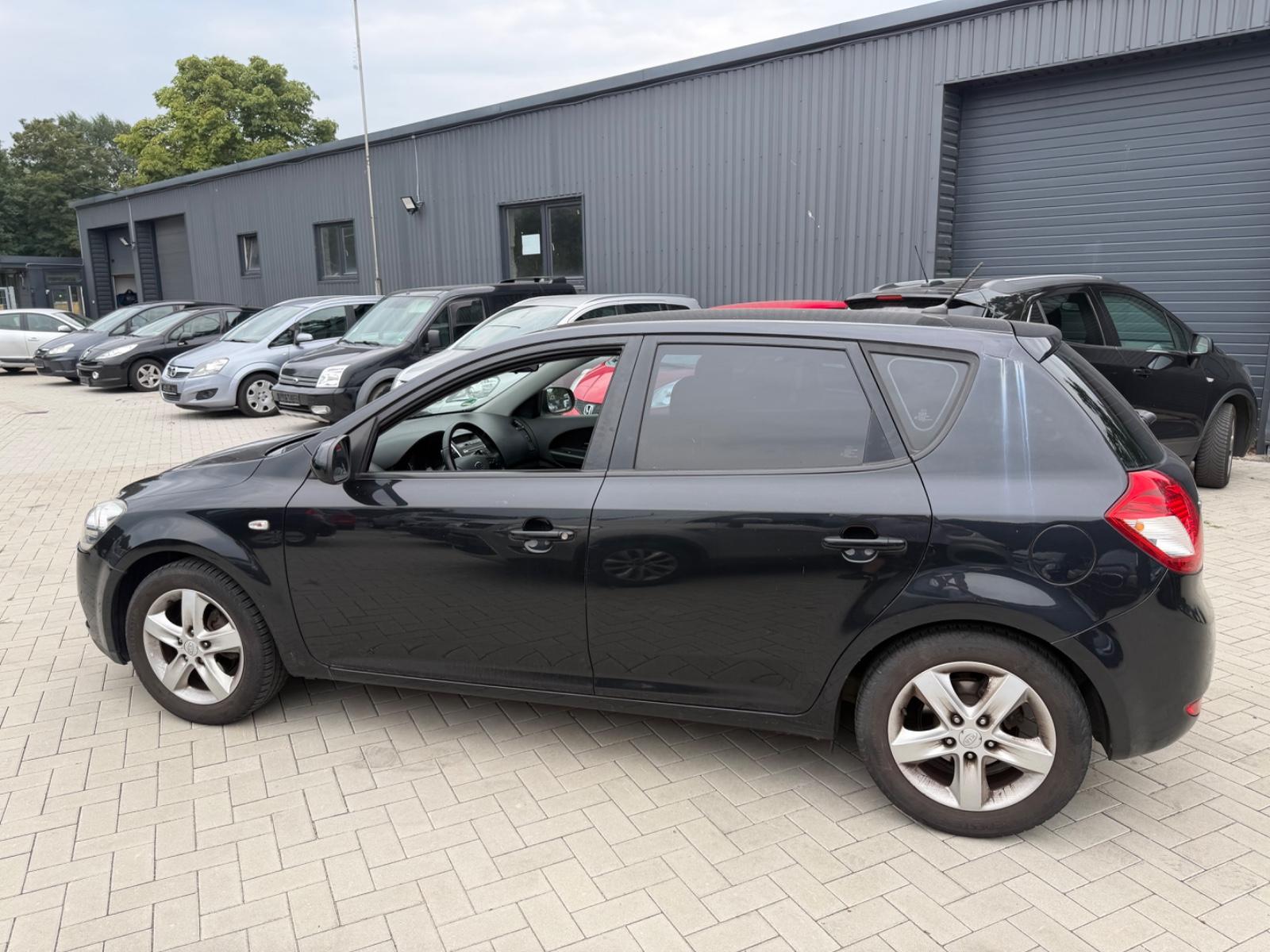 Kia ANDERE Ceed Vision 1.4