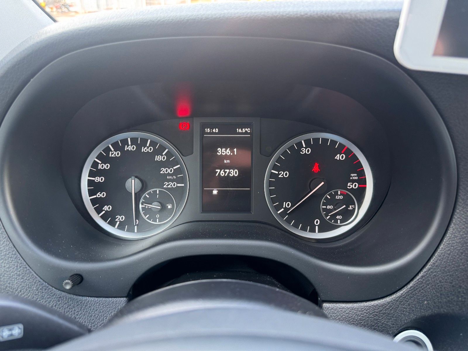 Fahrzeugabbildung Mercedes-Benz Vito 111 CDI Tourer Begleitfahrzeug BF3+ / WVZ