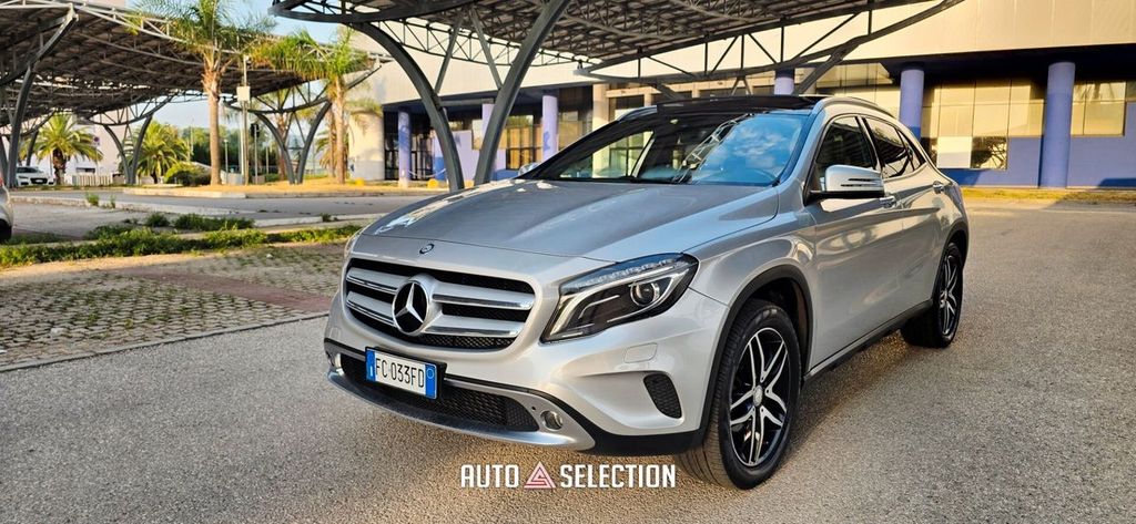 Image of Mercedes-Benz GLA 200