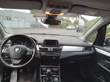 BMW 216 - 9