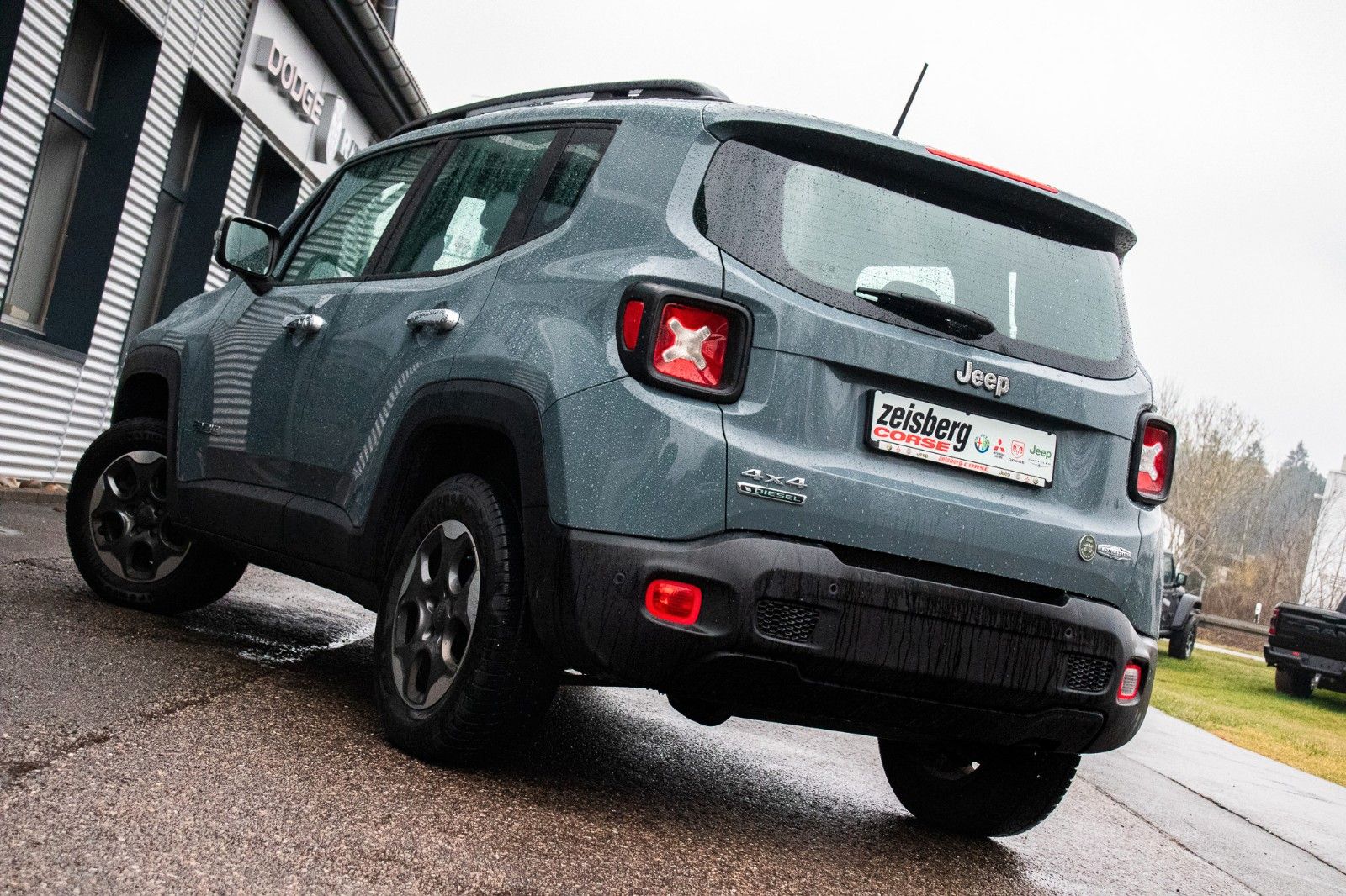 Fahrzeugabbildung Jeep Renegade Longitude 2.0l MultiJet 4WD 6MT*1.Hd!!