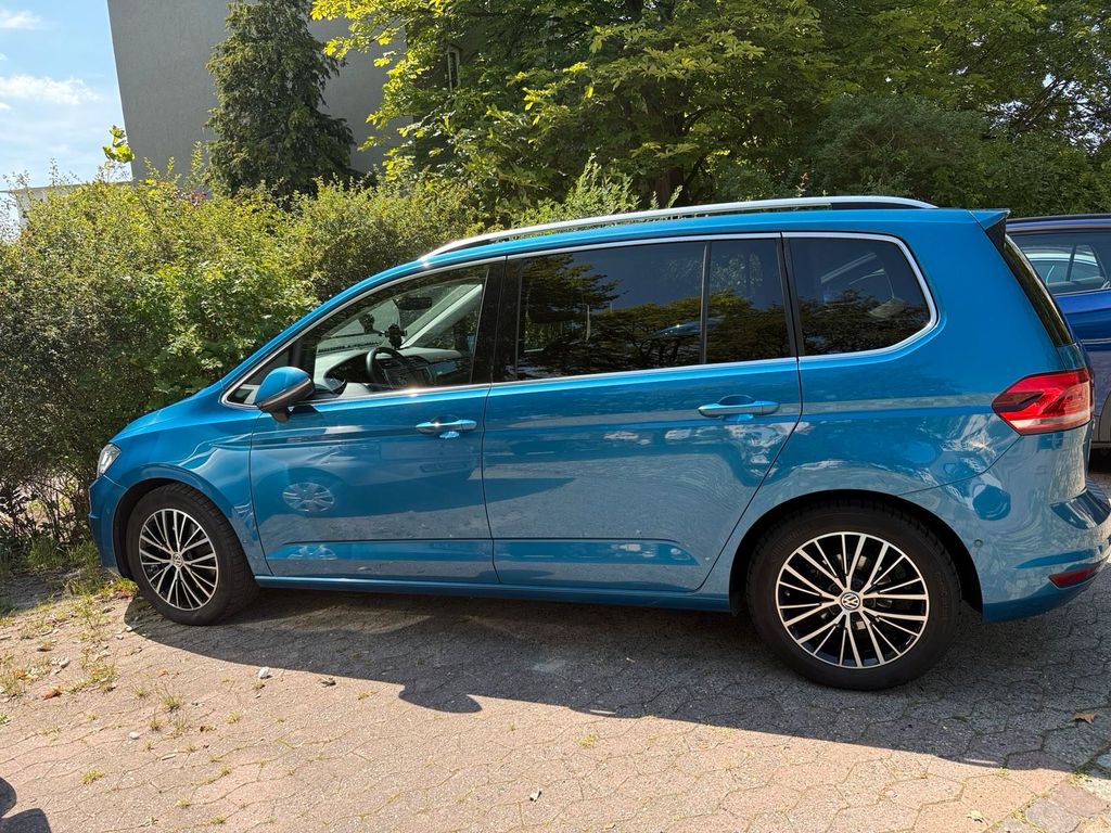 Image of Volkswagen Touran