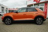 Volkswagen T-Roc 1.5 TSI DSG United LED Navi Standheizung A - : Allradantrieb, Geländewagen