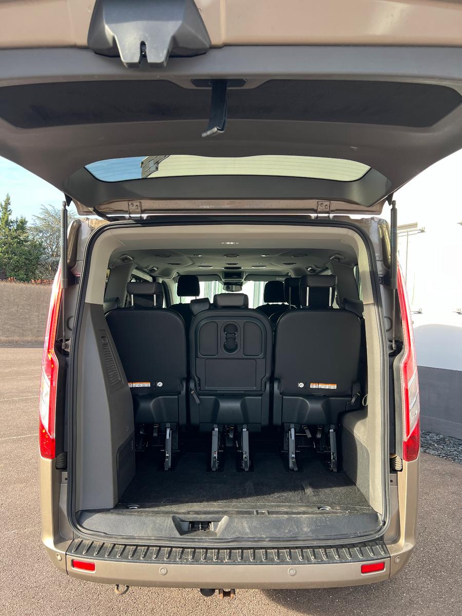 Ford Tourneo Custom 320 L1 Titanum X Navi Xenon E6
