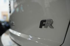 Fahrzeugabbildung Seat Ibiza 1.0 TSI FR SPORT DSG NAVI/LED/VIRTU/SH/DAB
