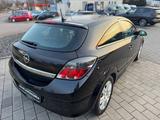 Opel Astra H GTC Cosmo *Panorama*Xenon*Leder - Opel Astra aus 2007: H