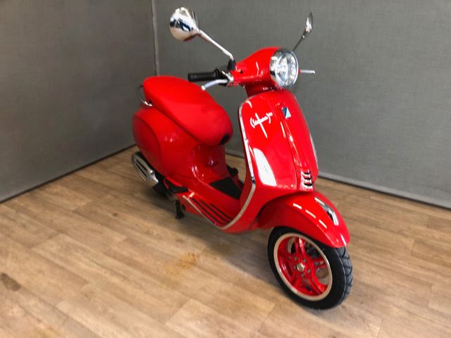 Vespa Primavera 50 E5+ RED FACELIFT-