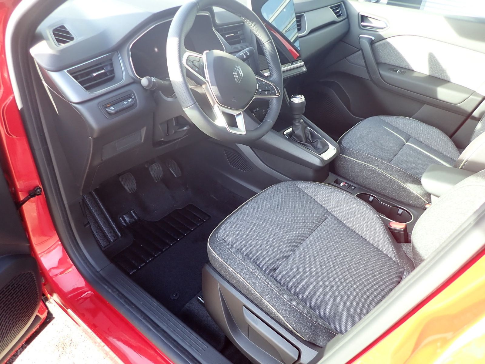 Fahrzeugabbildung Renault Captur KISS TCe 90