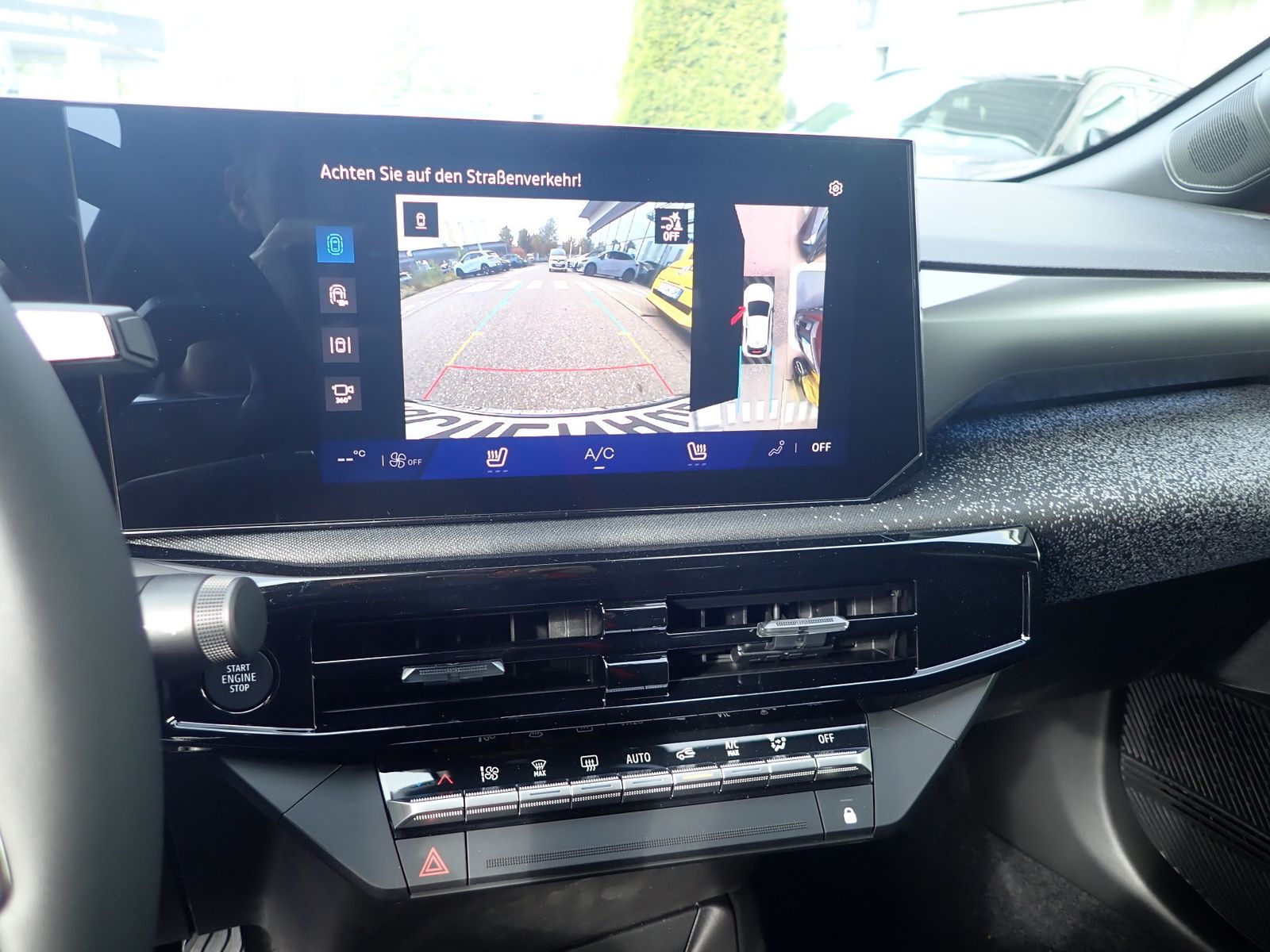 Fahrzeugabbildung Renault Clio Techno TCe 115 EDC