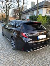 Toyota Corolla 2,0 Hybrid Lounge Touring Sports Lounge - Toyota Corolla von privat