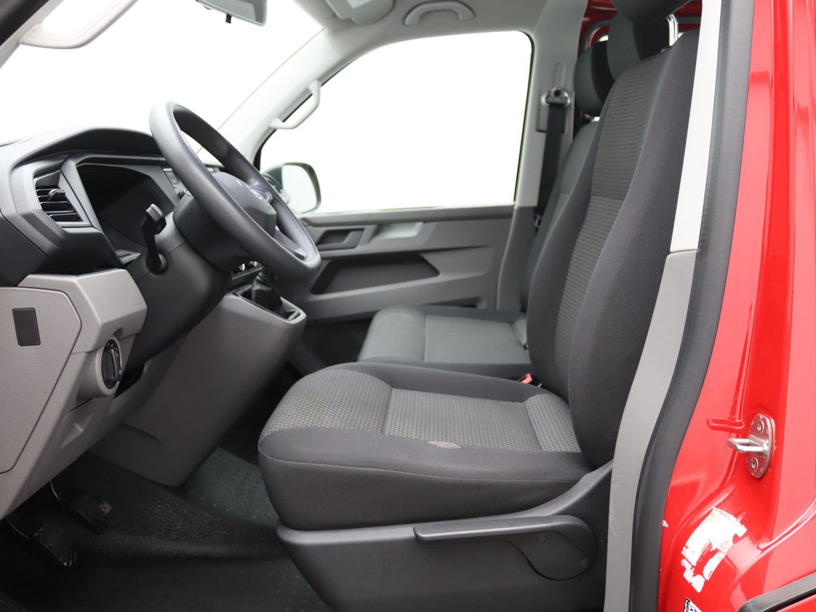 Volkswagen T6 Kombi - Bild 14