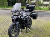 Triumph XRX 800 - TRIUMPH DÜSSELDORF