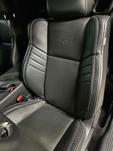 Dodge Challenger Hellcat aus Sammlung Schalter 1740KM!