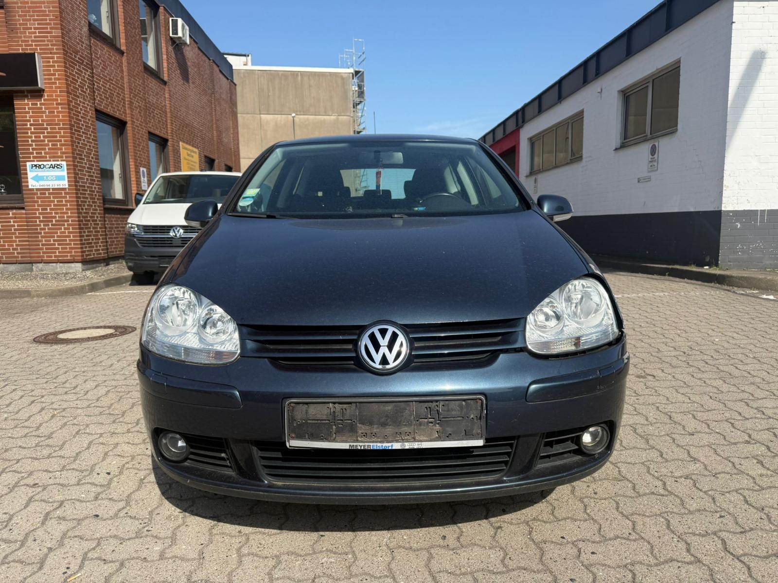 Volkswagen Golf V Lim. Tour*KLIMAAUT.*NAVI*PDC