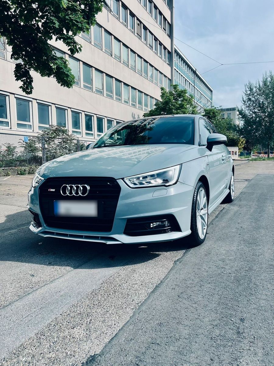 AUDI Audi A1 Sportback Sport-Line Super gepflegt !