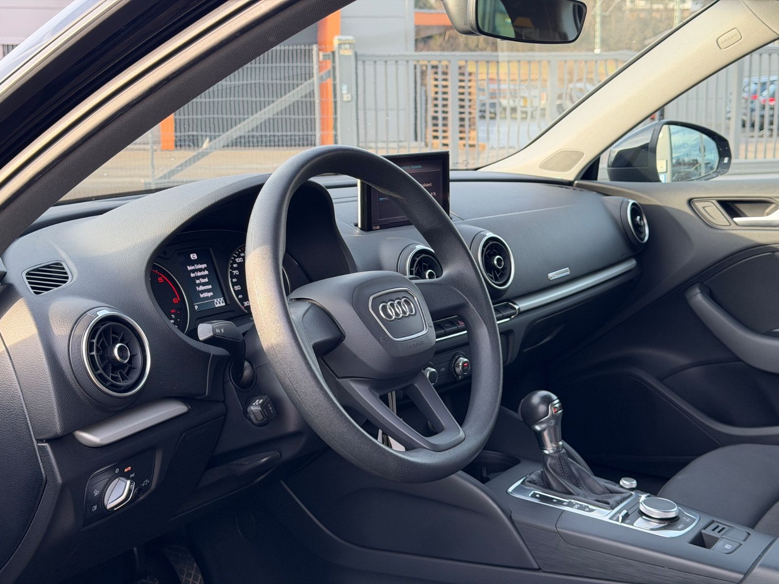 Audi A3 Sportback 35 TDI S tronic Xenon Navi Bluet. foto 8