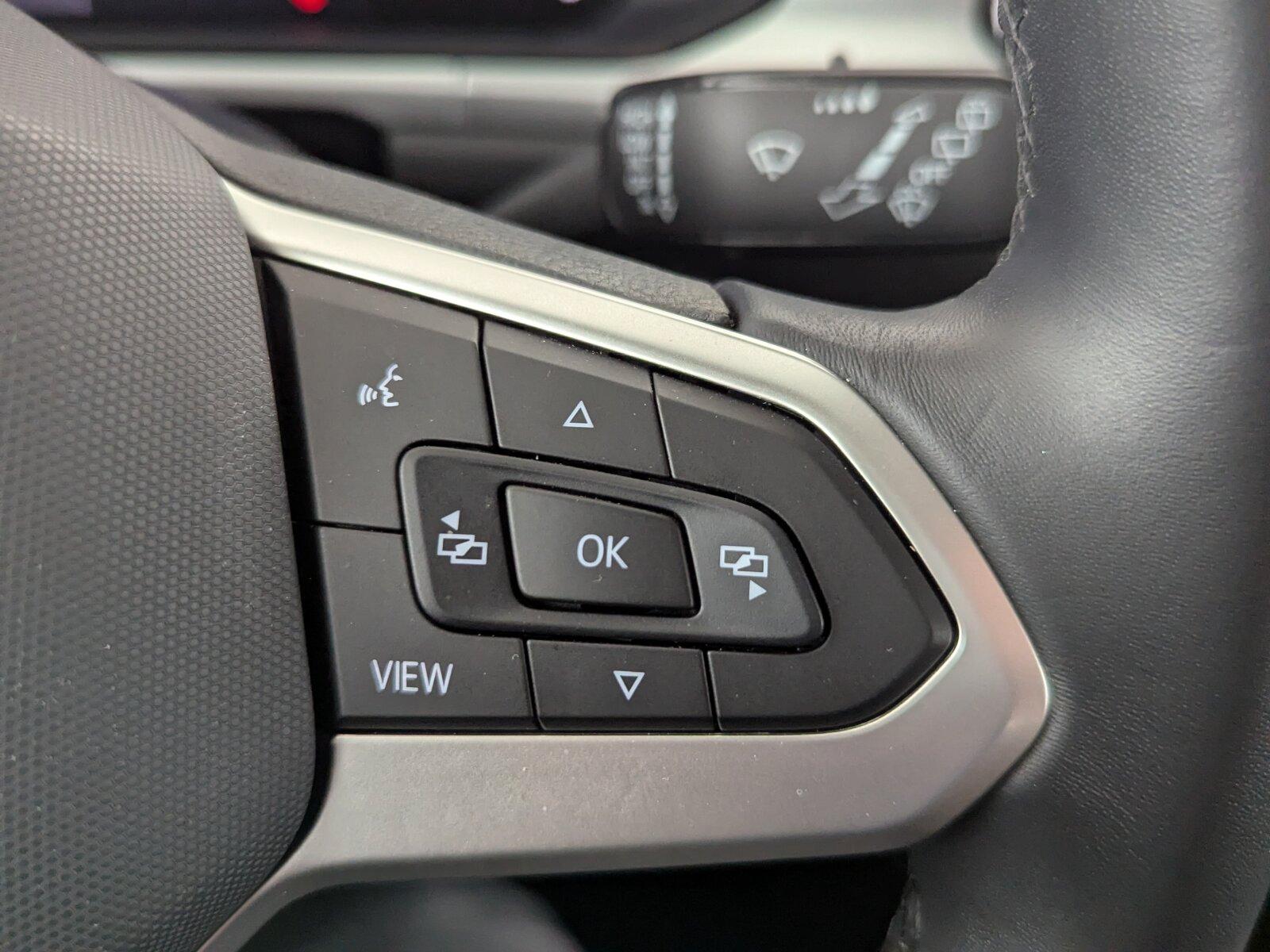 Volkswagen T-Roc 1.5 TSI Life DSG LED+CARPLAY+SHZ+PDC+Klima, миниатюра 21
