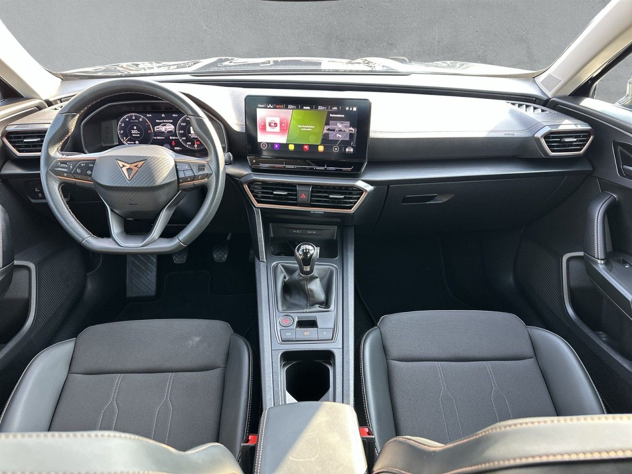 Fahrzeugabbildung CUPRA Formentor 1.5 TSI 110 kW (150 PS) - mit KI generiert/bearbeitet