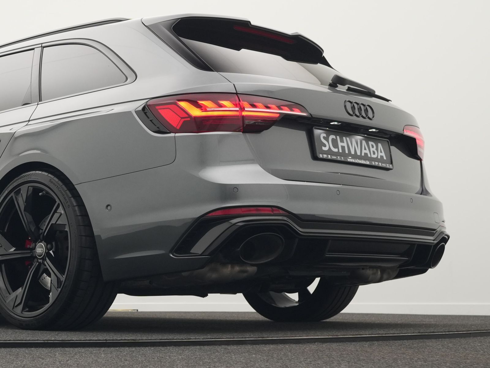 Audi RS4 - Bild 44