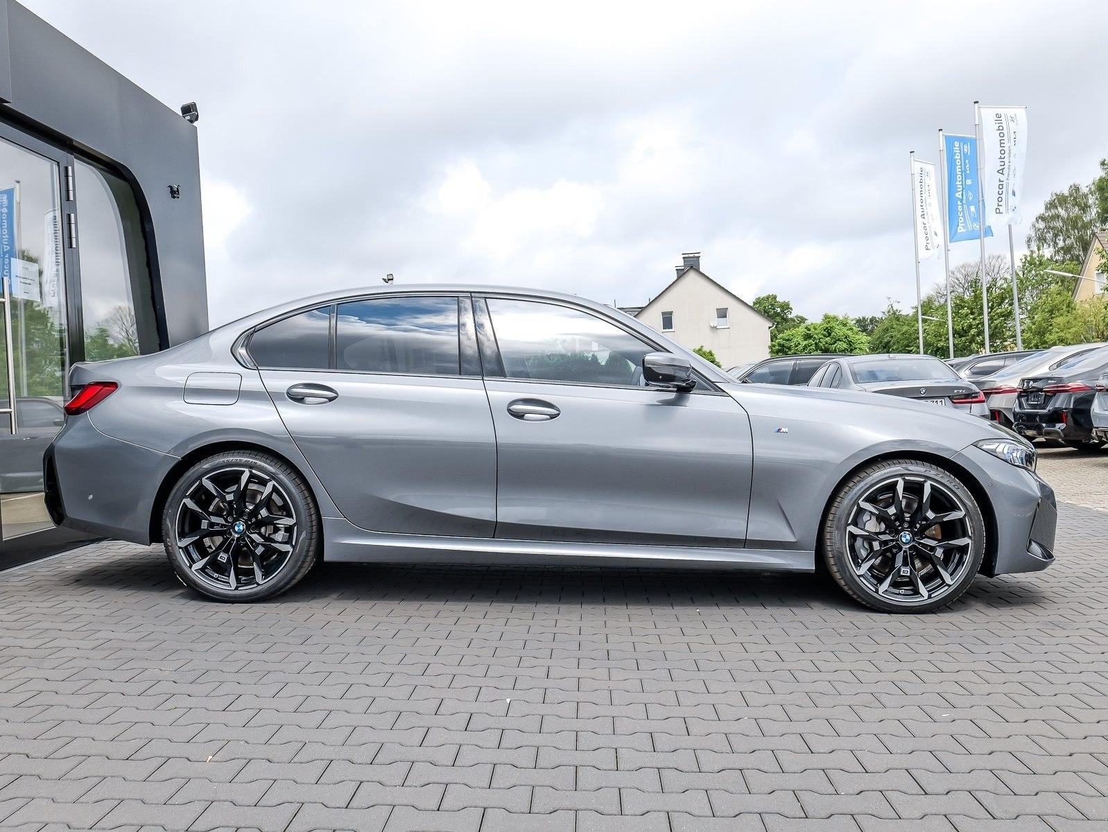 BMW 330i xDrive M Sport HUD ACC 360°KAM RFK NAVI LM
