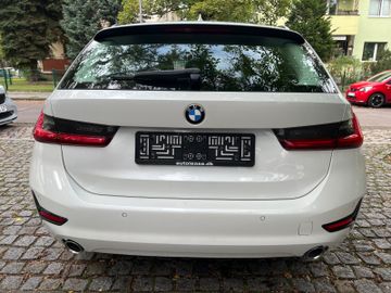 BMW 320 - 4
