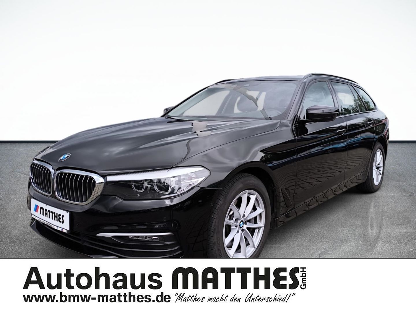 BMW 530 i xDrive Touring LED-Scheinwerfer Anhängerku