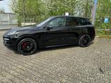 Porsche Cayenne GTS 4,8 V8 - Porsche Cayenne in Köln