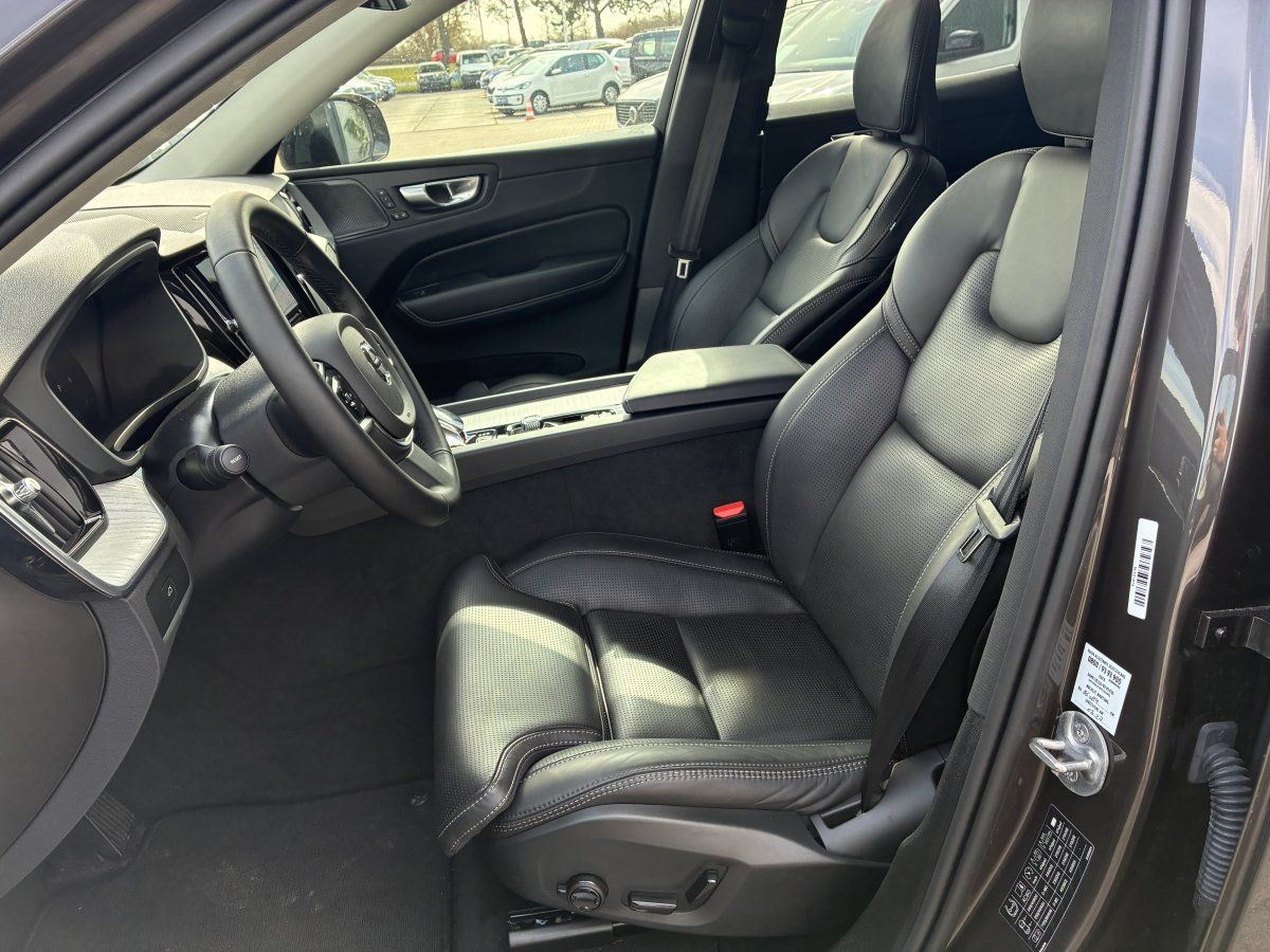 Volvo XC60 - Bild 11
