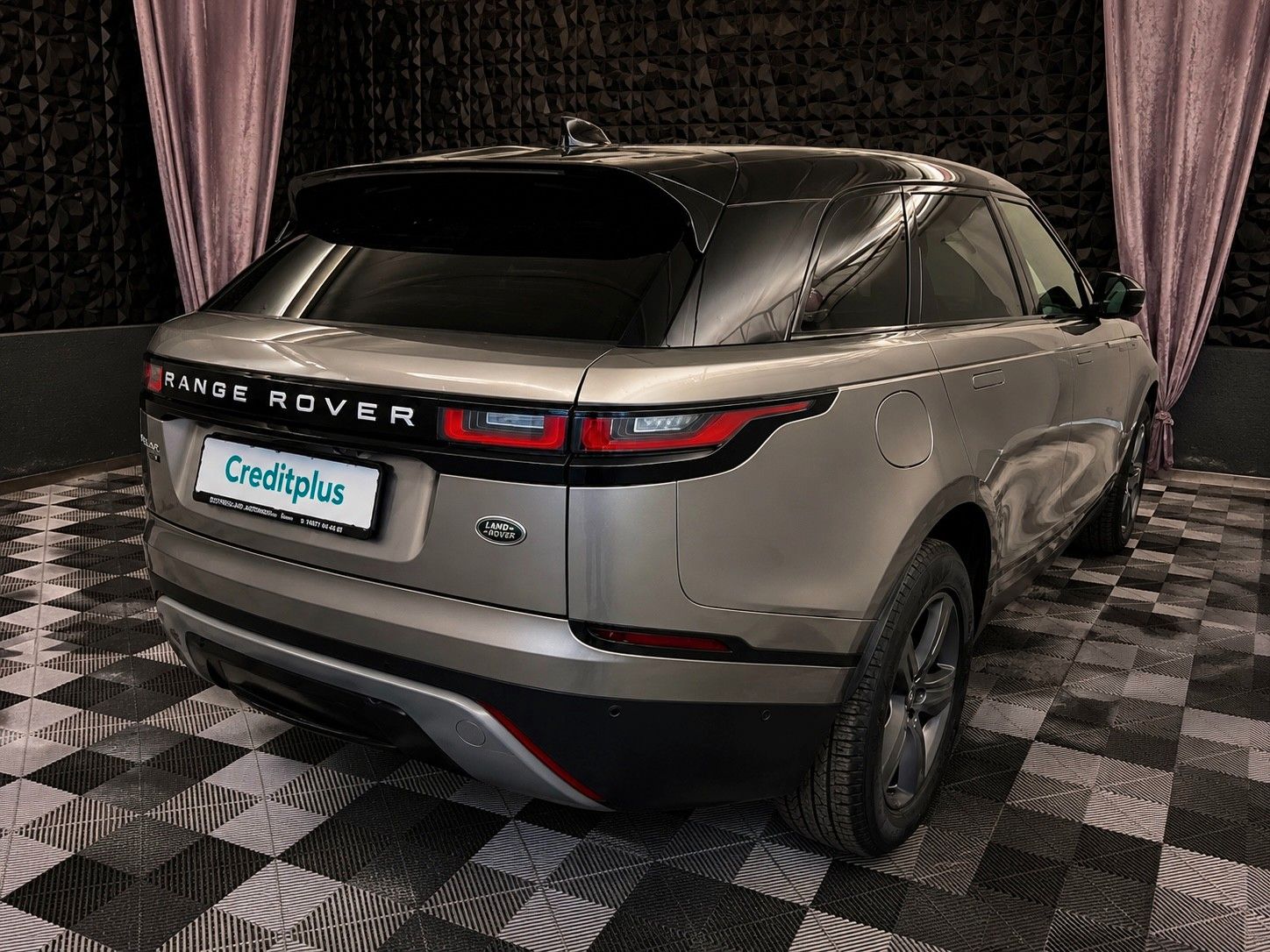 Land Rover Range Rover Velar Hybrid Navi Teilleder Kamera foto 5