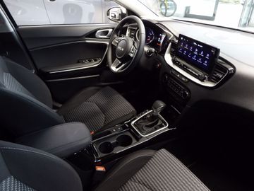 Kia Ceed 1.5 T-GDI (48V Mild-Hybrid) DCT7 Ultimate E