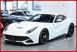 Ferrari F12 berlinetta - graue Ferrari F12
