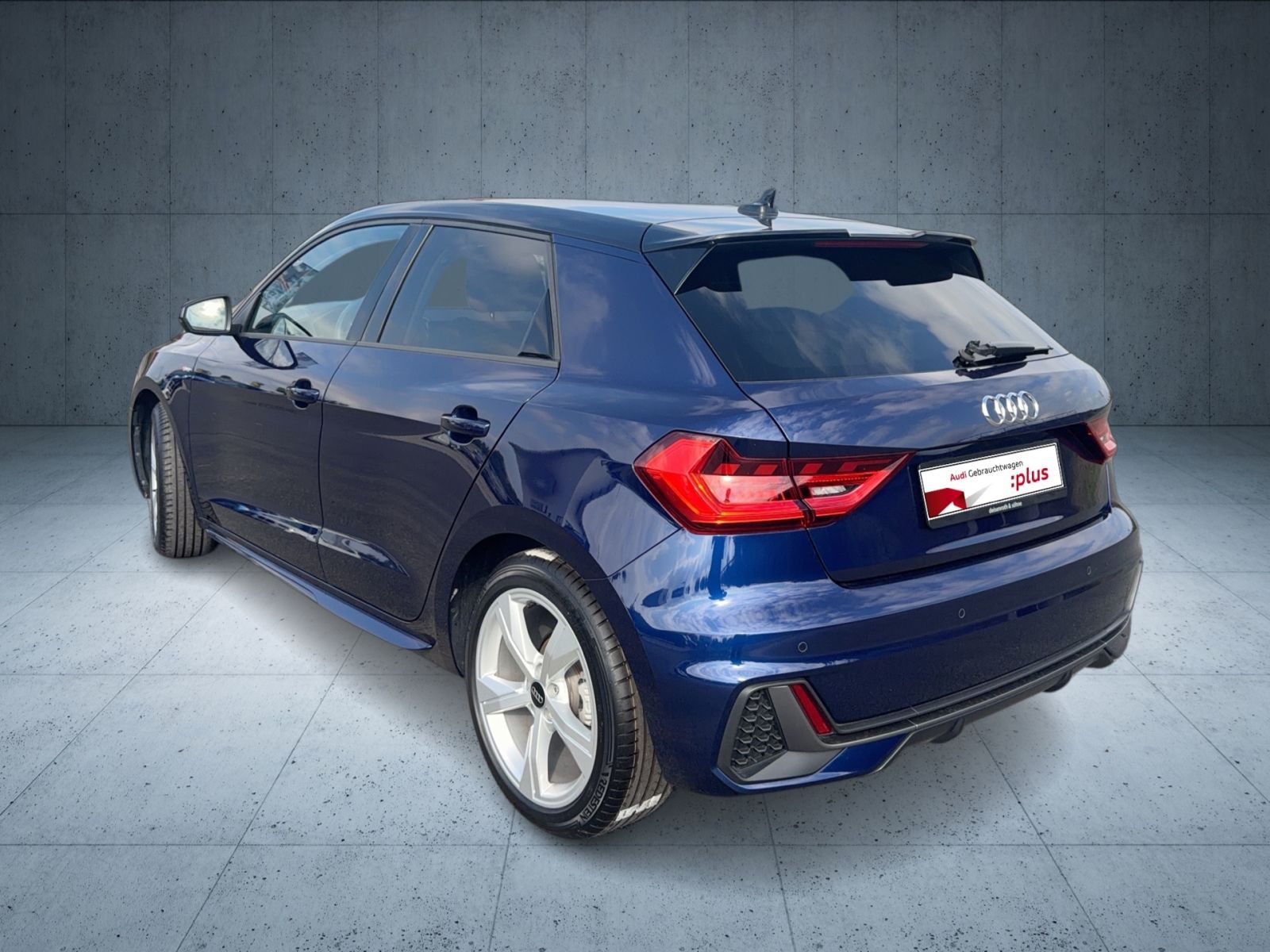 Audi A1 Sportback S line 35 TFSI LED/MMI/ASI/ACC/PBox imagem 3
