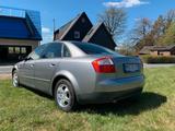 Audi A4 b6 1.6l 102PS, Klimaautomatik, ESP - Audi A4 mit Benzin-Antrieb: Limousine, 1.6