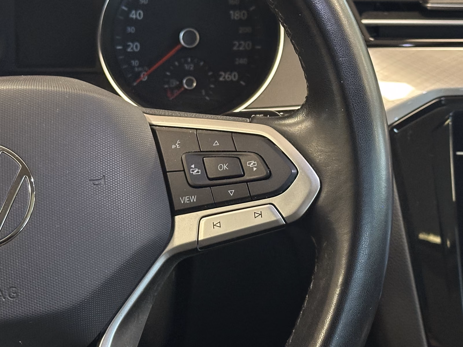 Volkswagen Passat 4Motion*2,0TDI*Pano*ACC*AHK*Massage*1Hand, миниатюра 18