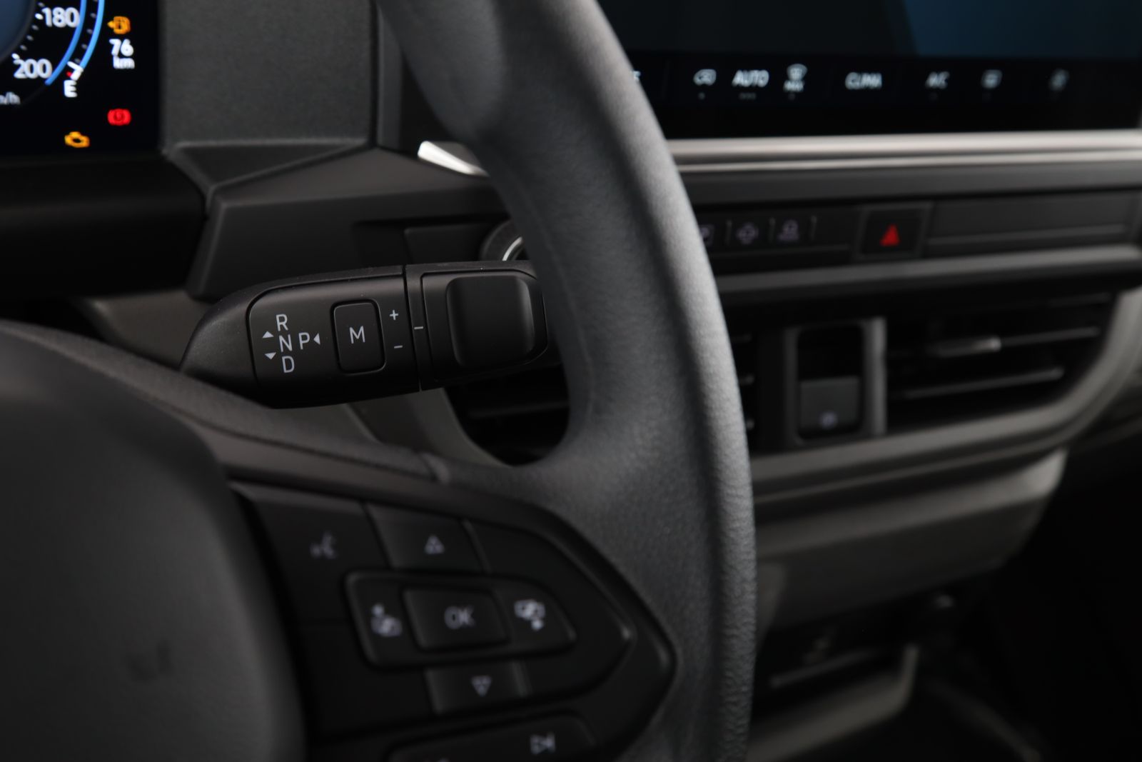 Volkswagen T7 Kombi - Bild 16