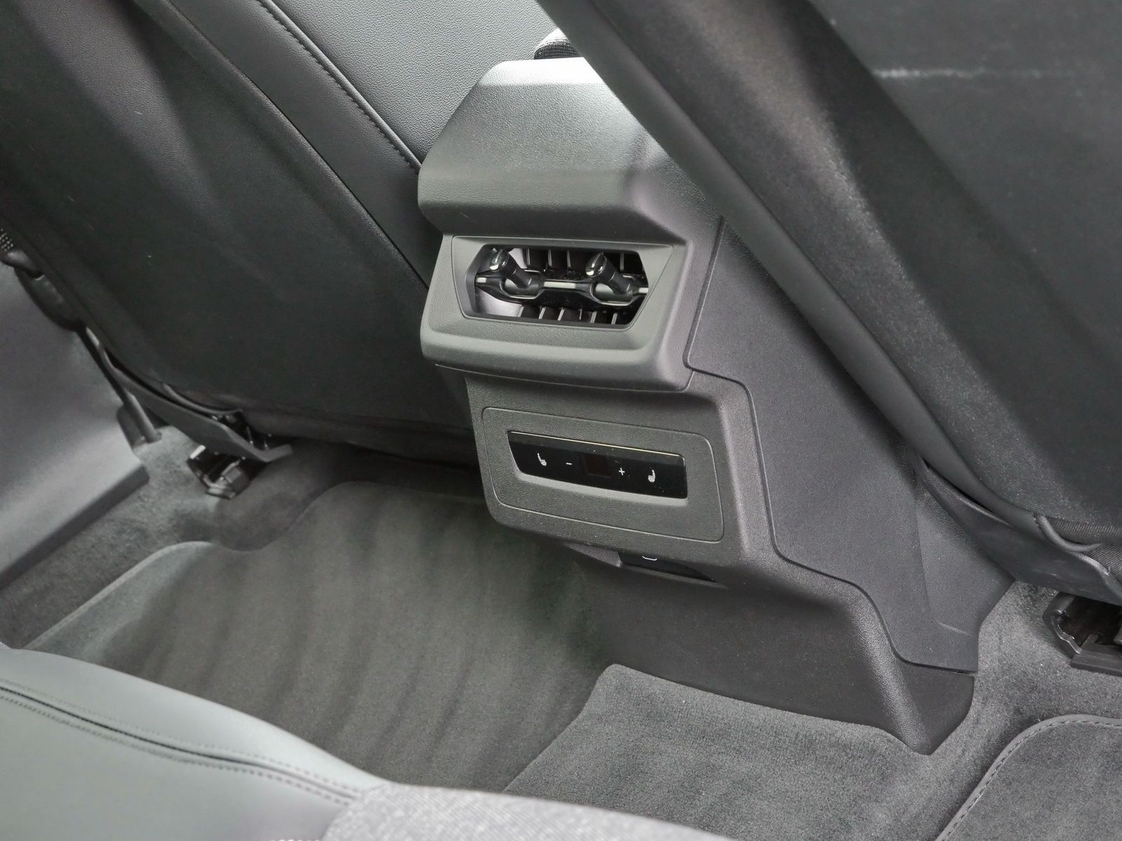 Audi A6 e-tron - Bild 18