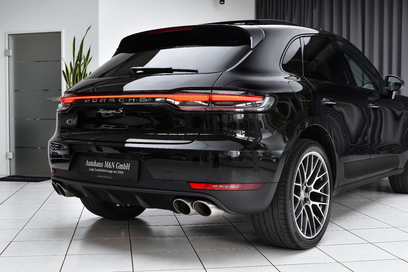 Porsche Macan S *18 Wege* 1 Hand* Chrono* Pano* BOSE* foto 19