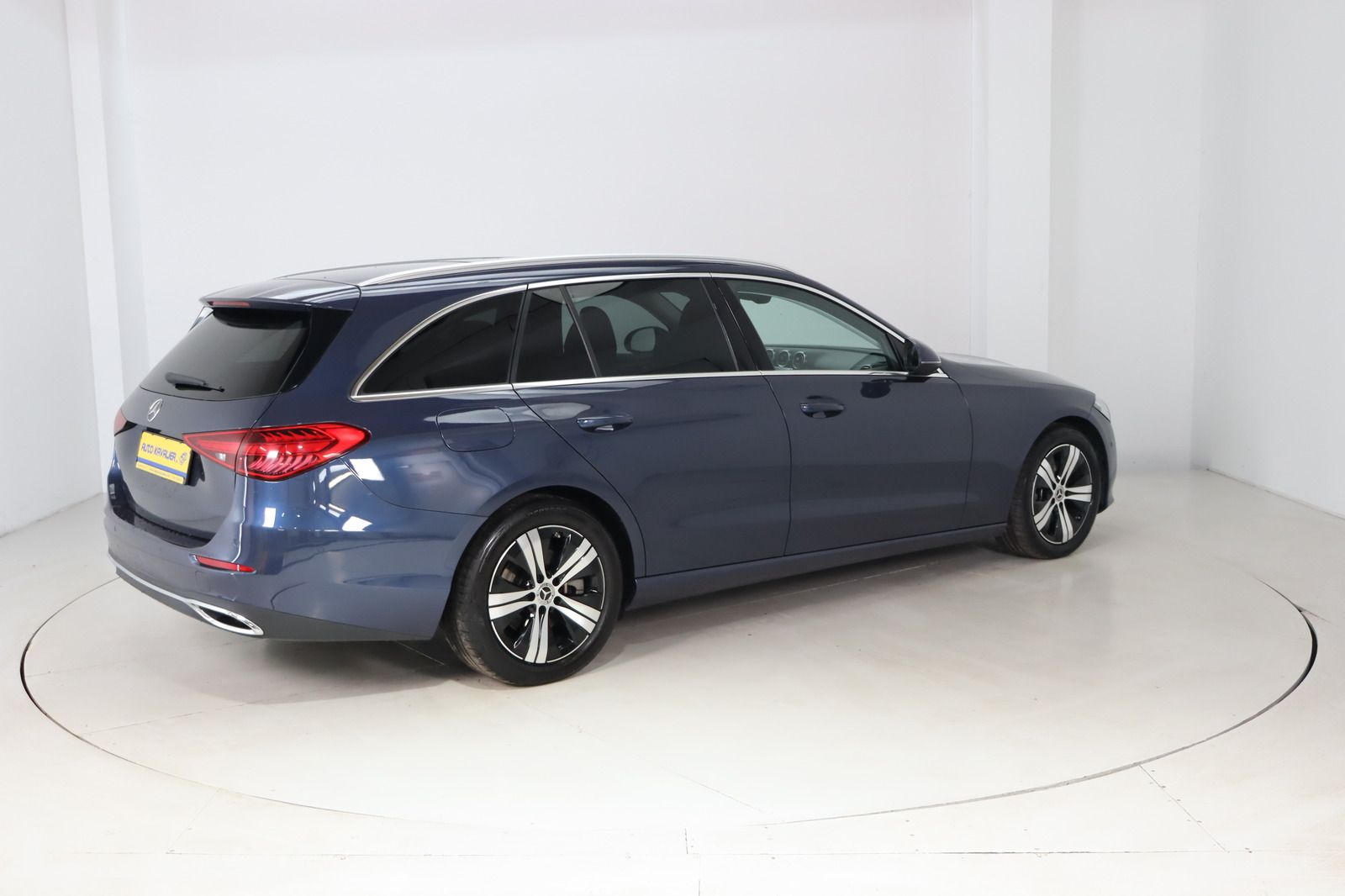 Fahrzeugabbildung Mercedes-Benz C 220 T d 4Matic Standhzg. * LED *