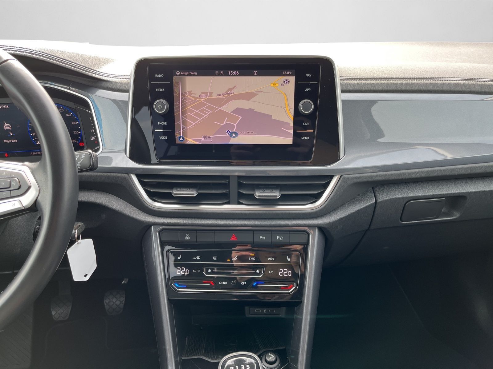 Volkswagen T-Roc - Bild 12